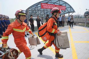 李梦赛后更博：康复成果的首次正式验收 顺便给大家拜年啦